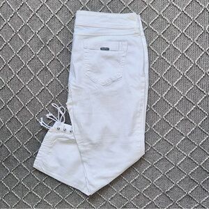 Guess White Denim Capri Size 31 Women’s Bottoms